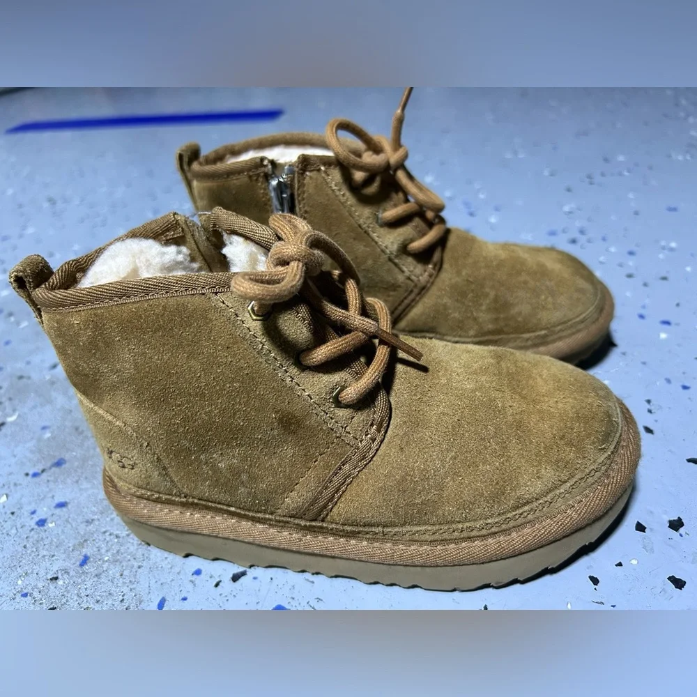 UGG Unisex-Child Neumel Ii Boot, Tan, 12 Toddler